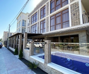 Lemoni Hotel